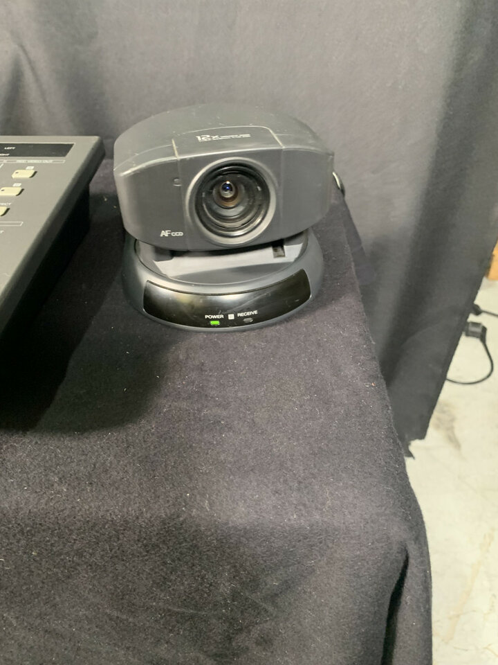 Mezclador vídeo y  Camara PTZ Sony