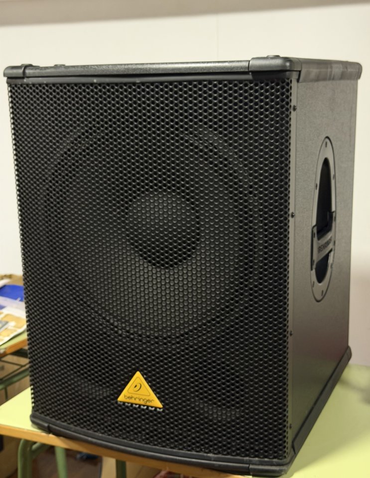 Equipo Sonido PA Behringer 3920W (2x B815neo+1x B1500d PRO)