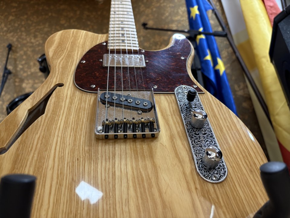 Telecaster G&L Asat Classic Bluesboy con Dean Markley Seth Lover de segunda mano · Foto 2 de 10 · Sevilla · 425 €