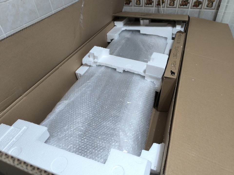 Yamaha modx8plus de segunda mano · Foto 4 de 8 · Tarragona · 1100 €