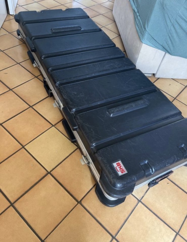 Flight case SKB 88 teclas