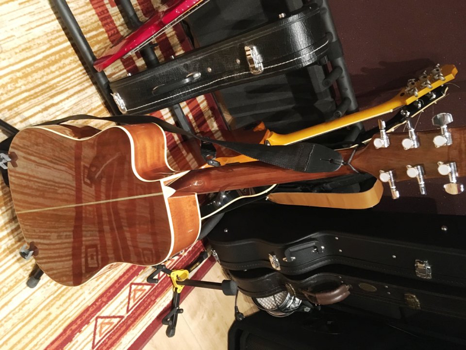 GUITARRA ACUSTICA Memphis DG300