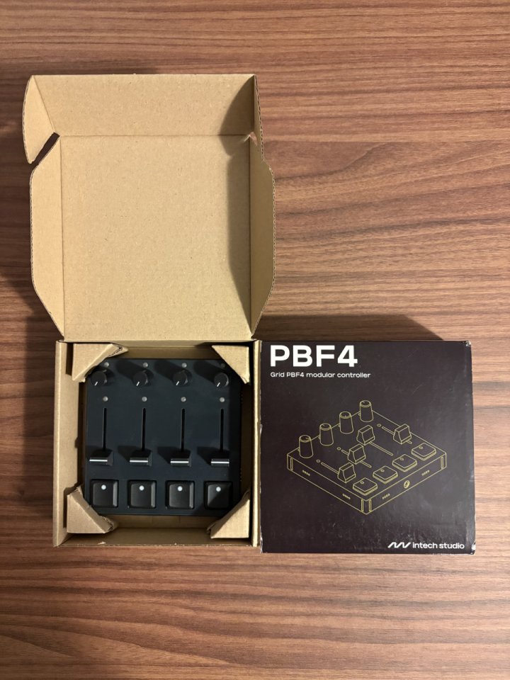 Controlador MIDI Intech Studio Grid PBF4 de segunda mano · Madrid · 150 €