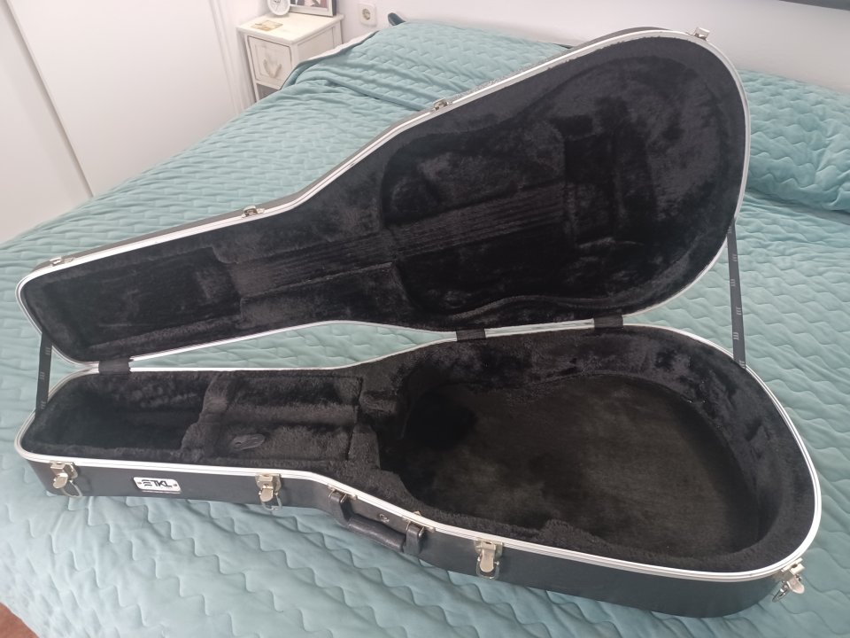 Harley Benton CLG-70ASR CE NAT All Solid Grand Auditorium de segunda mano · Foto 8 de 10 · Málaga · 375 €