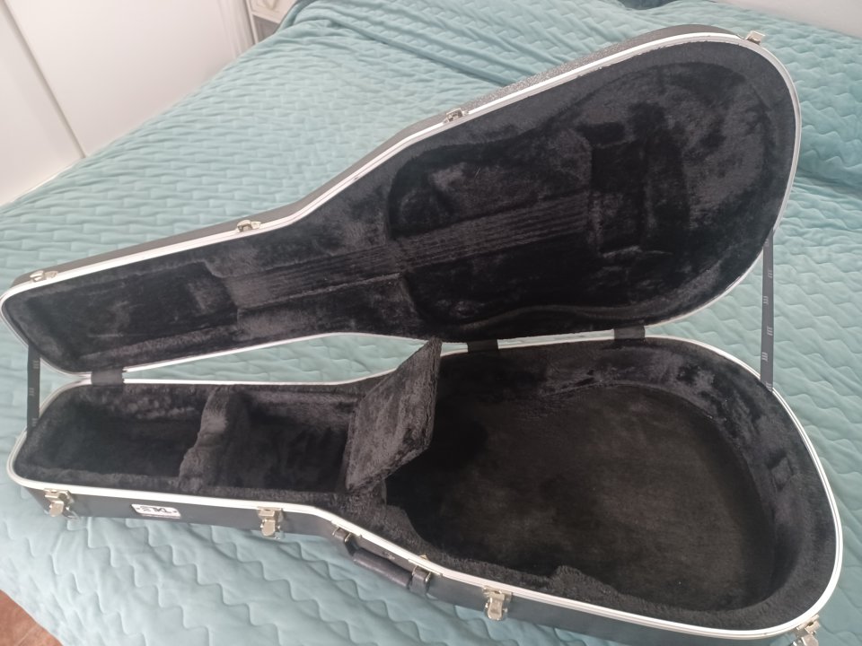 Harley Benton CLG-70ASR CE NAT All Solid Grand Auditorium de segunda mano · Foto 9 de 10 · Málaga · 375 €