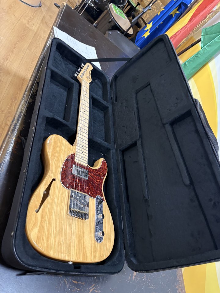 Telecaster G&L Asat Classic Bluesboy con Dean Markley Seth Lover de segunda mano · Foto 8 de 10 · Sevilla · 425 €