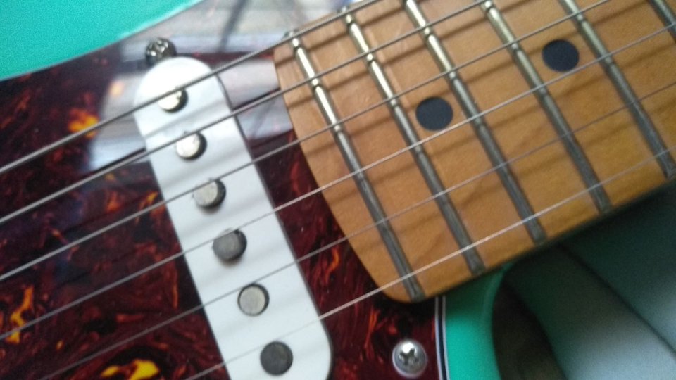 Fender Player serie limitada Arce Tostado + Pastillas TEXAS Special Custom Shop de segunda mano · Foto 9 de 10 · Valencia · 750 €