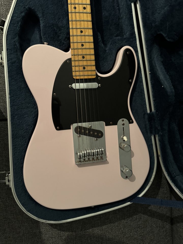 Fender Telecaster American Standard Lollar T52s de segunda mano · Foto 2 de 4 · Madrid · 1600 €