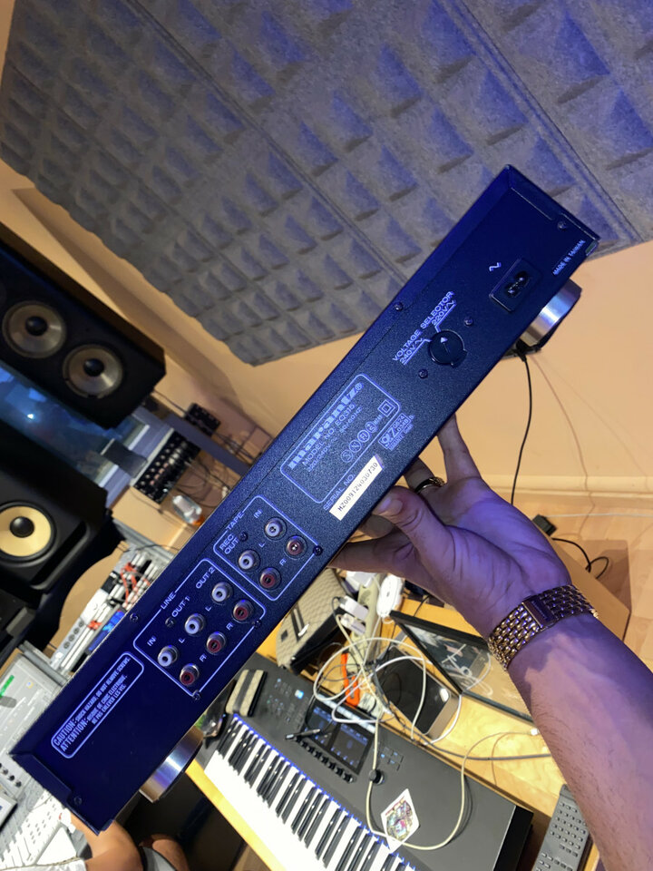 ecualizador gráfico estéreo Marantz, modelo EQ 300