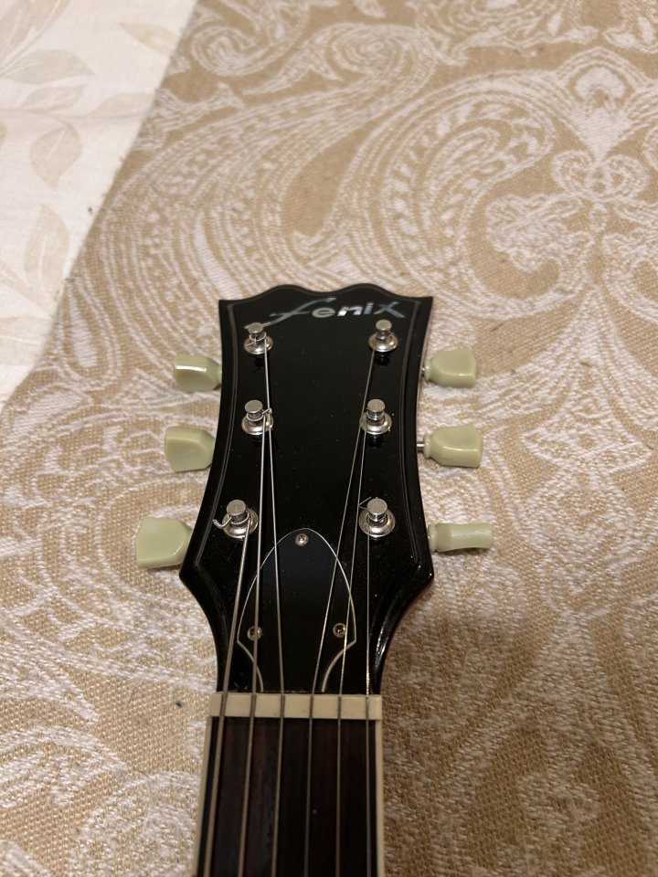 Fénix young chan SG red devil