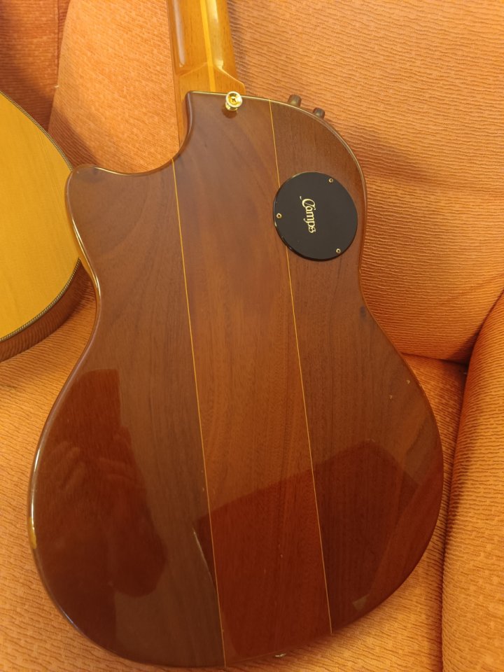 Camps Motion, nylon solid body de segunda mano · Foto 2 de 10 · Valencia · 800 €