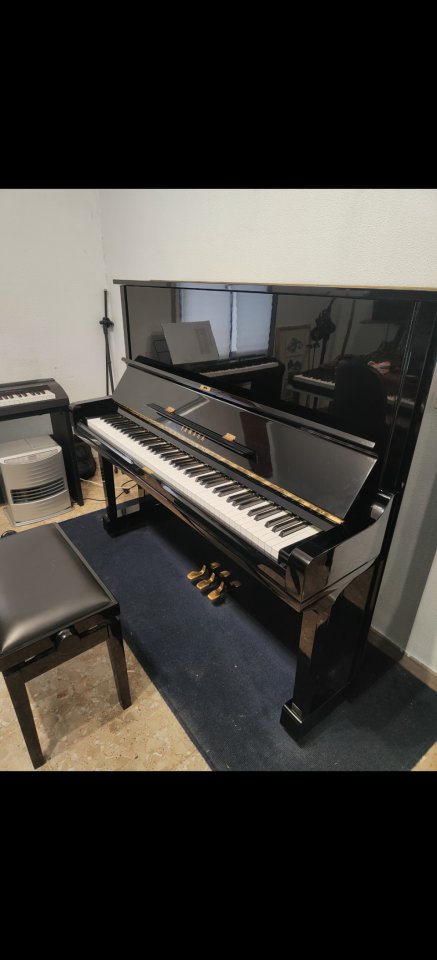 Piano Yamaha U3 de segunda mano · Foto 2 de 6 · Madrid · 2850 €
