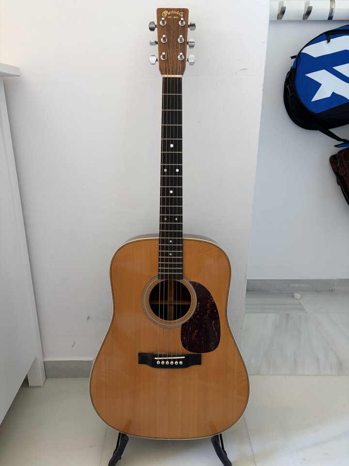 Martin HD-28 USA con pastilla instalada de segunda mano · Foto 1 de 6 · Málaga · 2900 €