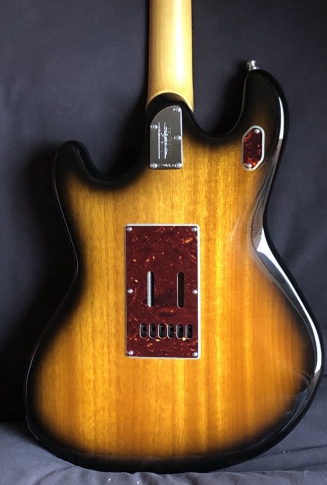 MusicMan StingRay RS