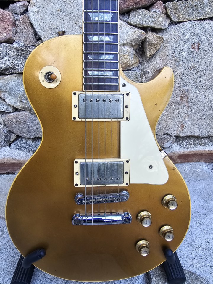 Gibson les paul deluxe goldtop de 1975 de segunda mano · Foto 2 de 10 · Ávila · 4100 €