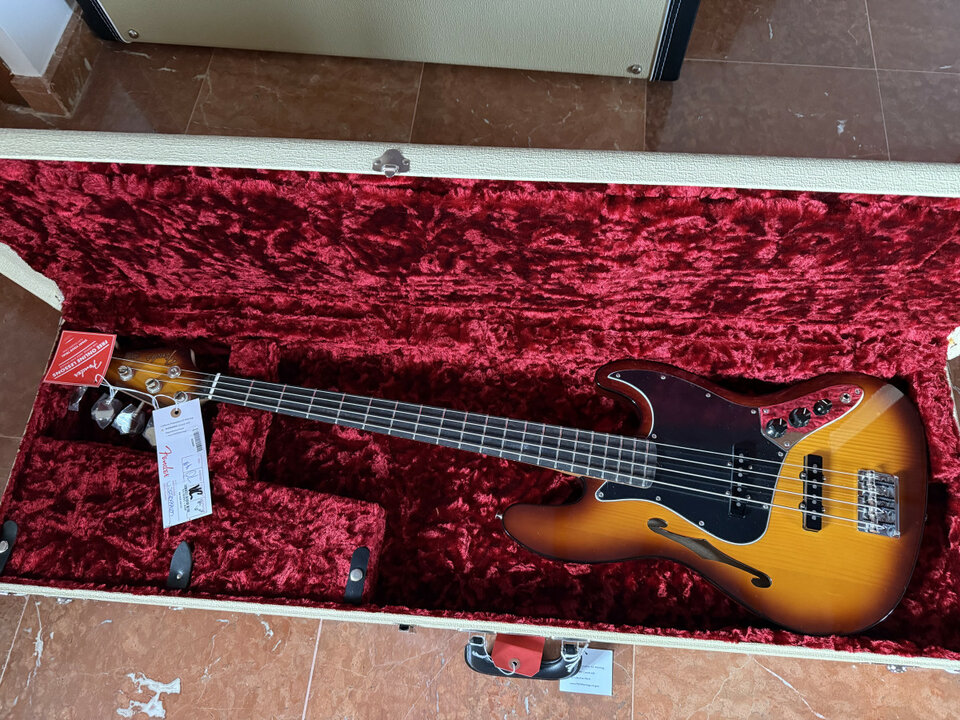 Fender Suona Thinline Jazz Bass - Nuevo a Estrenar