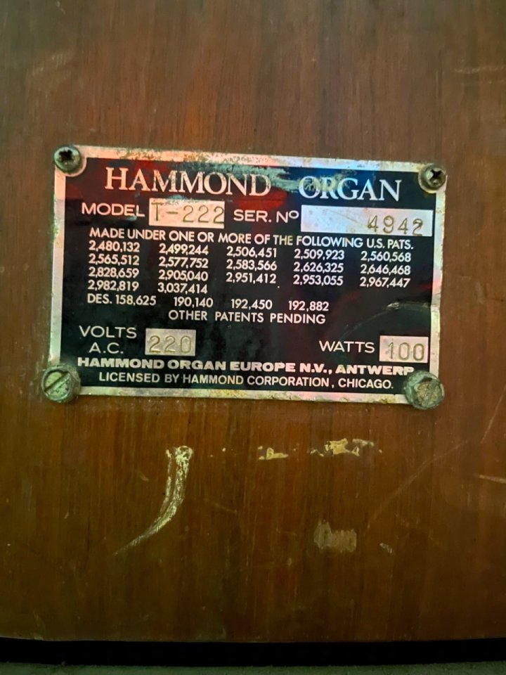 Hammond T-222 chop de segunda mano · Foto 1 de 8 · Barcelona · 600 €