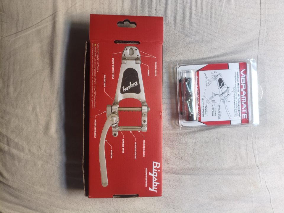 Bigbsy B7 + V7 Vibramate para Les Paul de segunda mano · Foto 2 de 7 · Málaga · 290 €