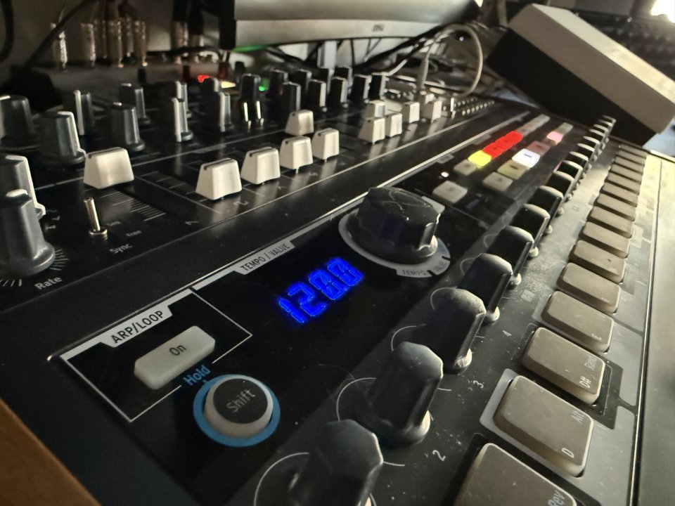 Arturia Minibrute 2S Sintetizador Analógico de segunda mano · Foto 1 de 4 · Madrid · 330 €