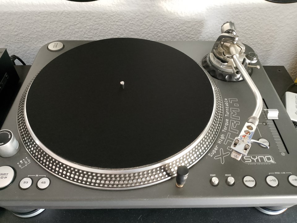 Plato giradiscos Synq XTRM1 de segunda mano · Foto 3 de 3 · Jaén · 370 €