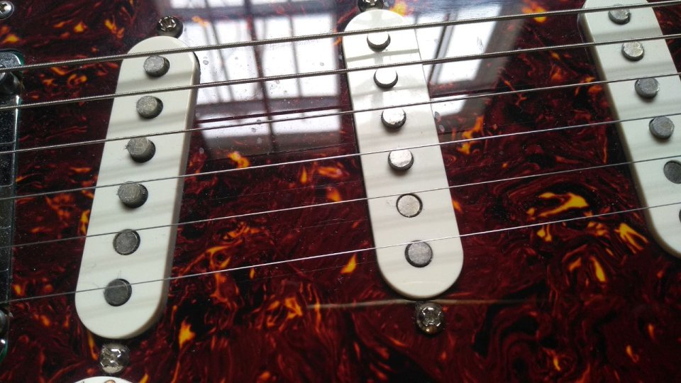 Fender Player serie limitada Arce Tostado + Pastillas TEXAS Special Custom Shop de segunda mano · Foto 6 de 10 · Valencia · 750 €