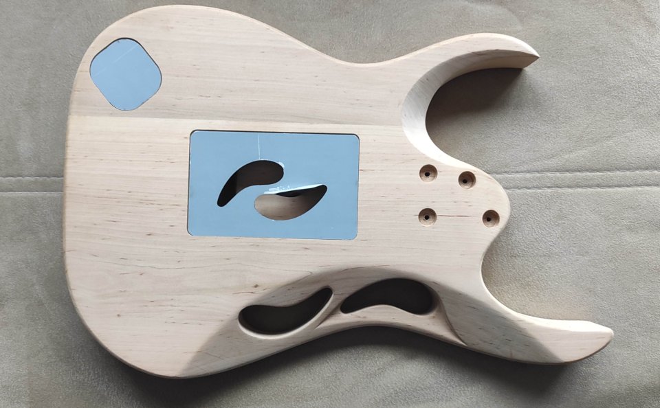 Cuerpo de una Ibanez PIA