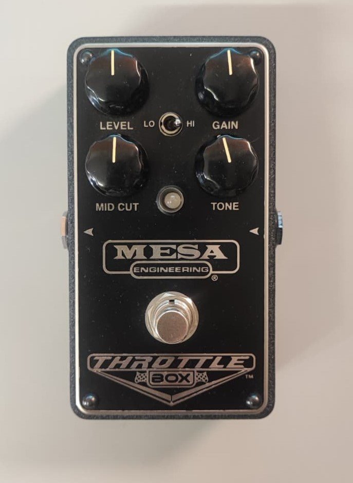 Mesa Throtle Box de segunda mano · Foto 1 de 3 · Tarragona · 170 €