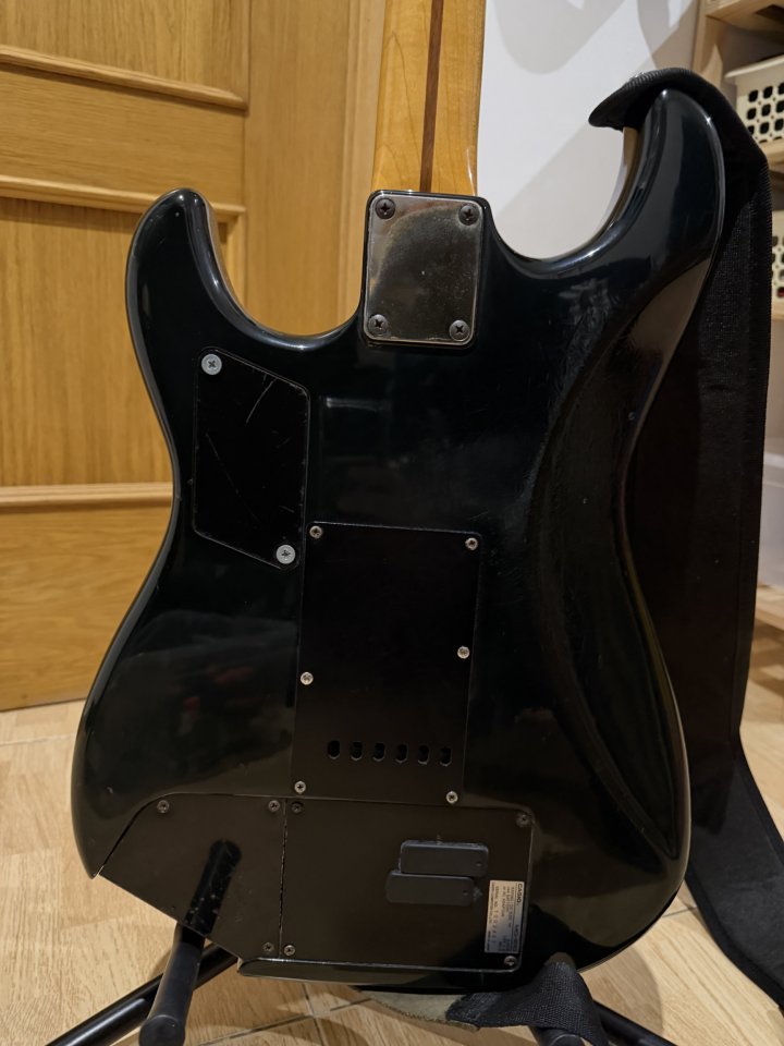 Casio MG-510 guitarra midi de segunda mano · Foto 6 de 6 · Cáceres · 800 €