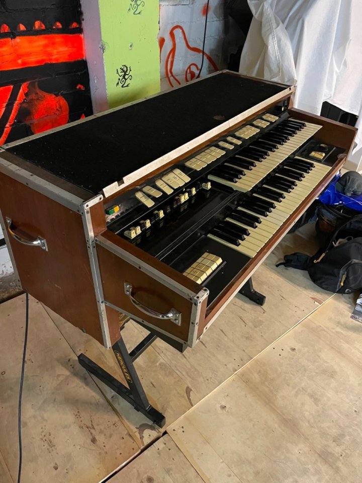 Hammond T-222 chop de segunda mano · Foto 6 de 8 · Barcelona · 600 €