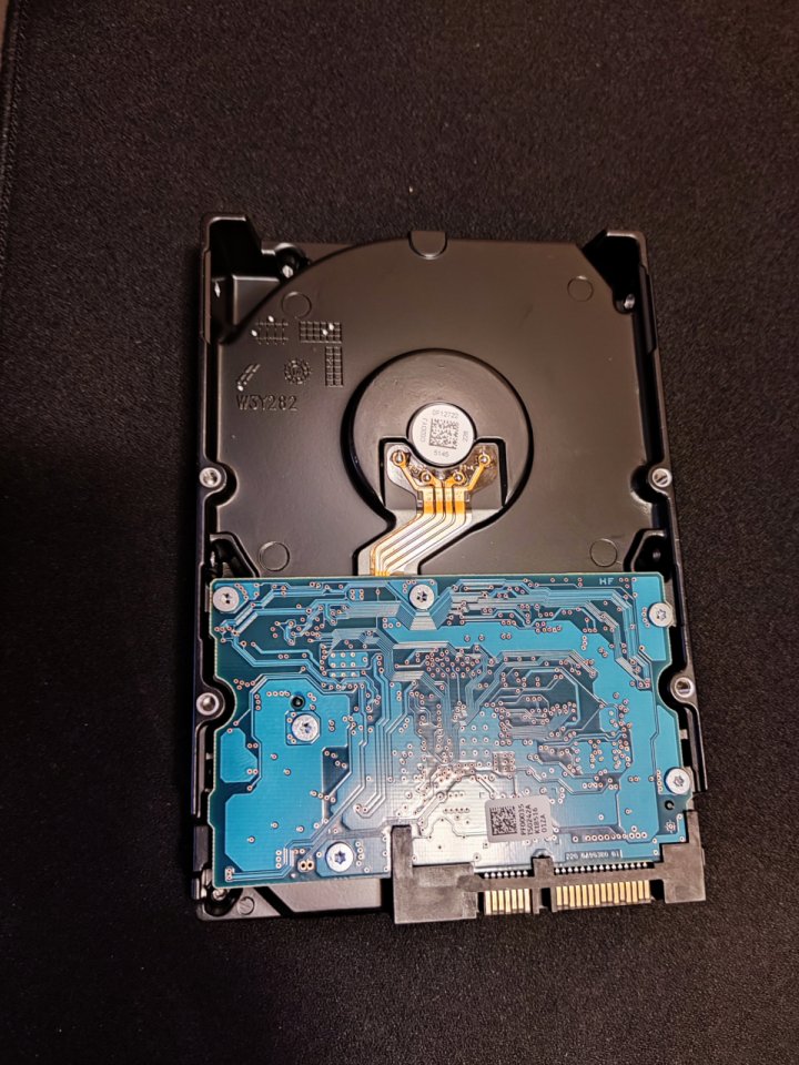 Disco Duro Toshiba 2TB de segunda mano · Foto 2 de 3 · Alicante