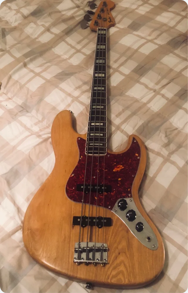 Bajo Fender Jazz Bass RI 75 Japan 1994