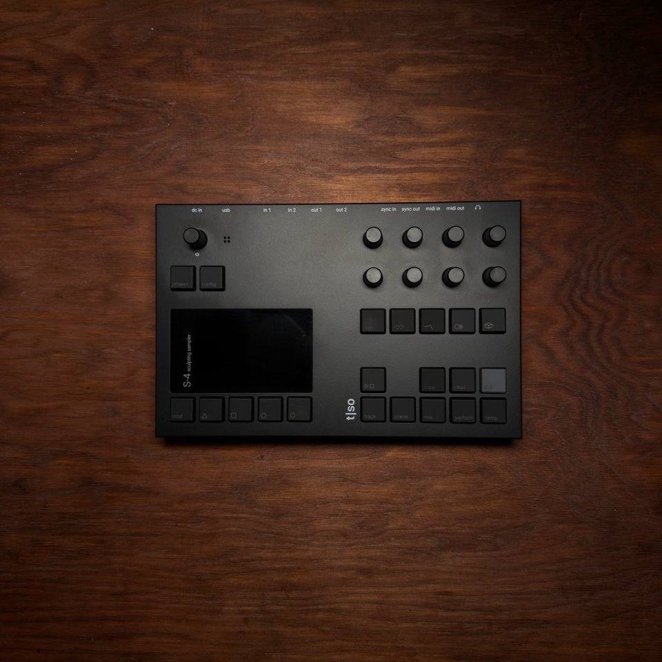 Torso Electronics S4 de segunda mano · Foto 2 de 5 · Valencia · 700 €