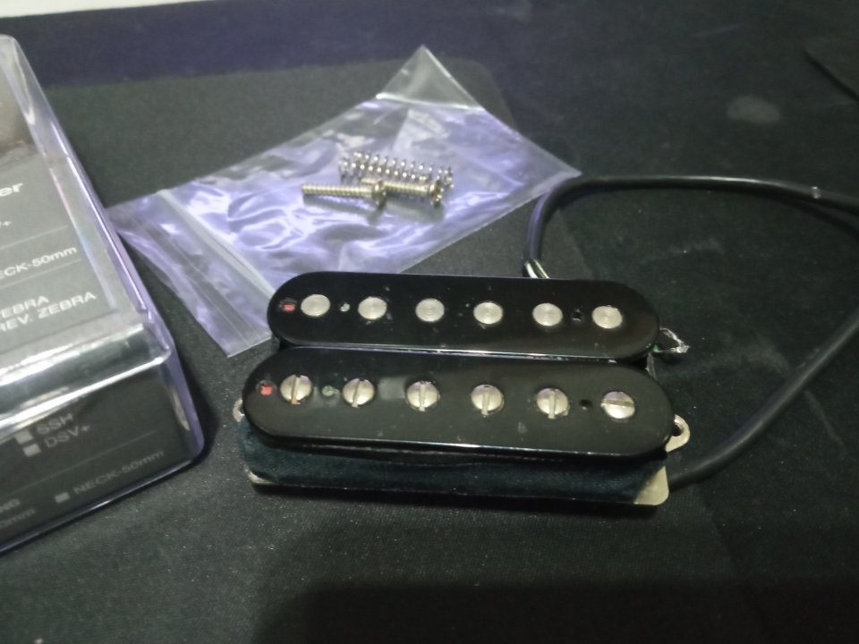 Pastilla Suhr SSH+ Negra 50mm