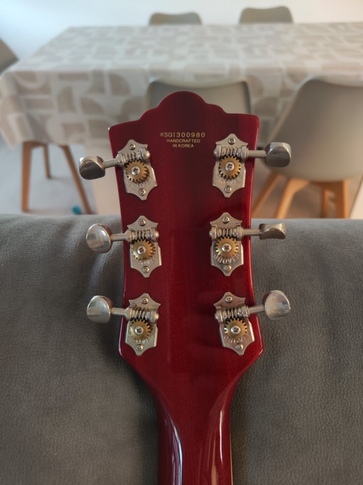 Guitarra Eléctrica Guild Starfire III Bigsby Cherry Red de segunda mano · Foto 5 de 8 · Valencia · 950 €