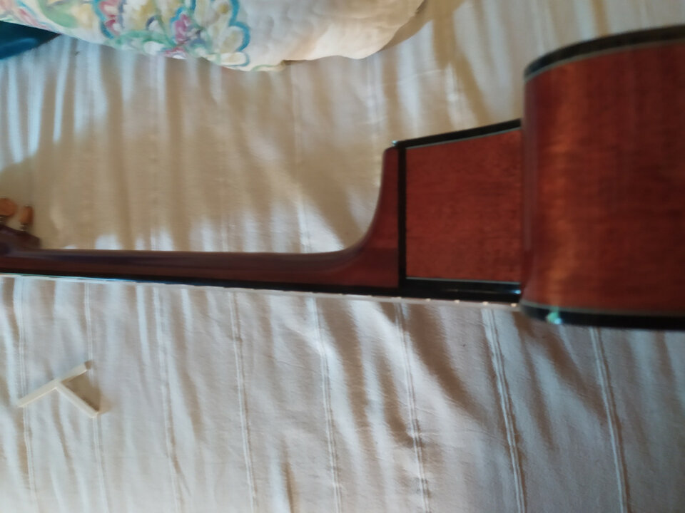 vendo YAMAHA NTX 700 Nylon estuche rígido ABS incluido 500€