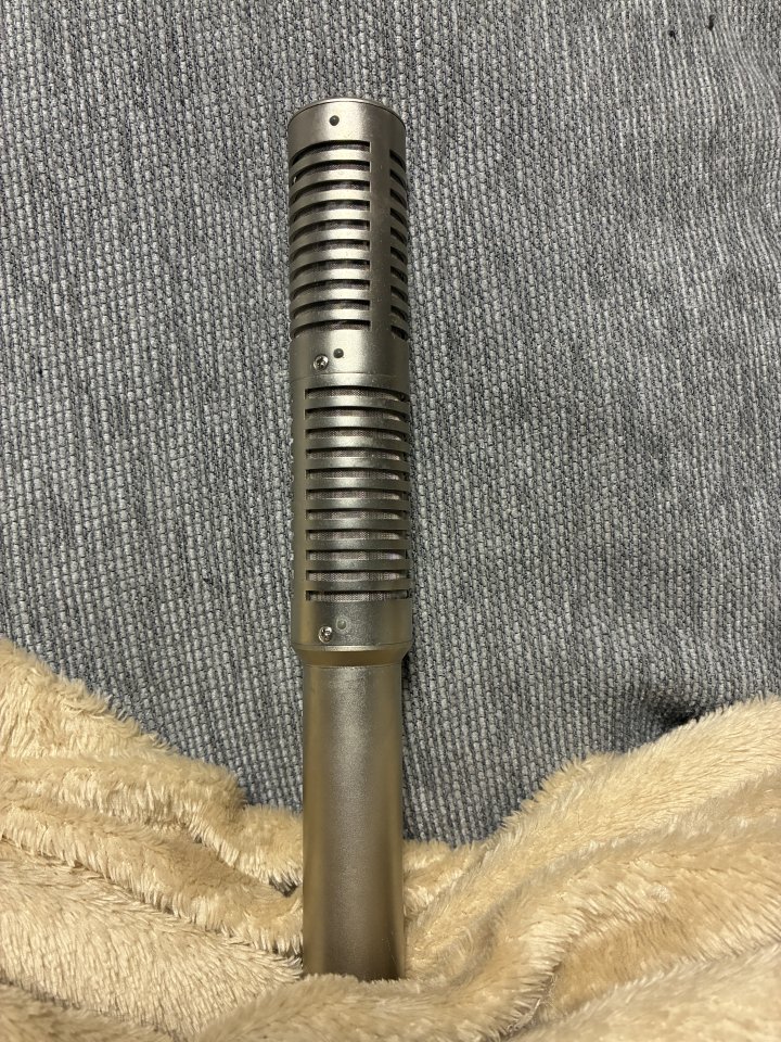 Micrófono Estéreo Estilo Royer R-121