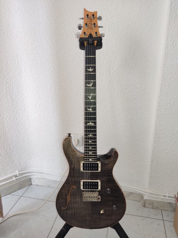 PRS CE 24 Semi-Hollow – Excelente estado – Grey