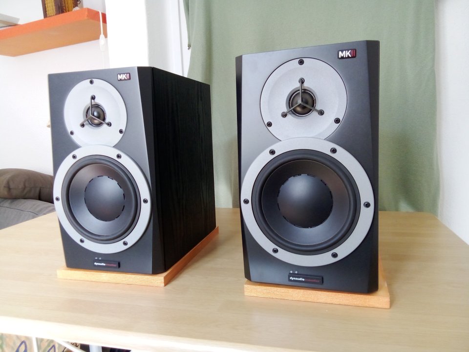 Monitores Dynaudio BM5A MKII