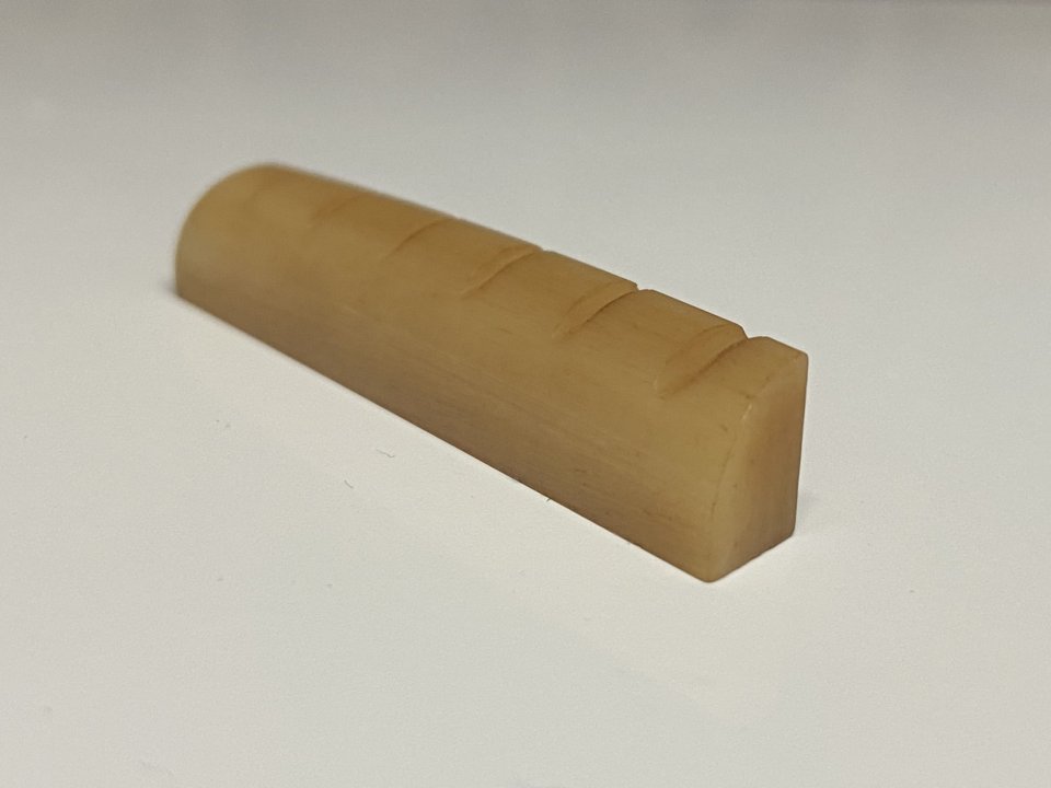 Cejuela Guitarra Martin Hueso Camello de segunda mano · Foto 8 de 9 · Badajoz · 12 €