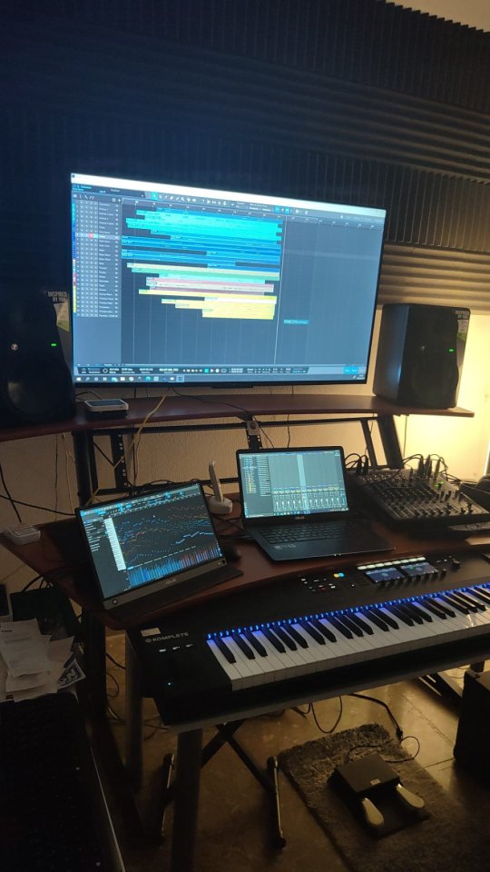 Komplete Kontrol S88 MK2 de segunda mano · Foto 1 de 5 · Madrid · 700 €