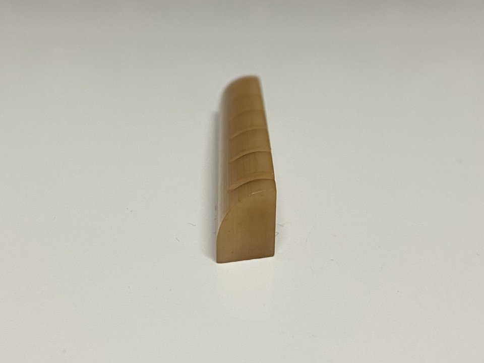 Cejuela Guitarra Martin Hueso Camello de segunda mano · Foto 9 de 9 · Badajoz · 12 €