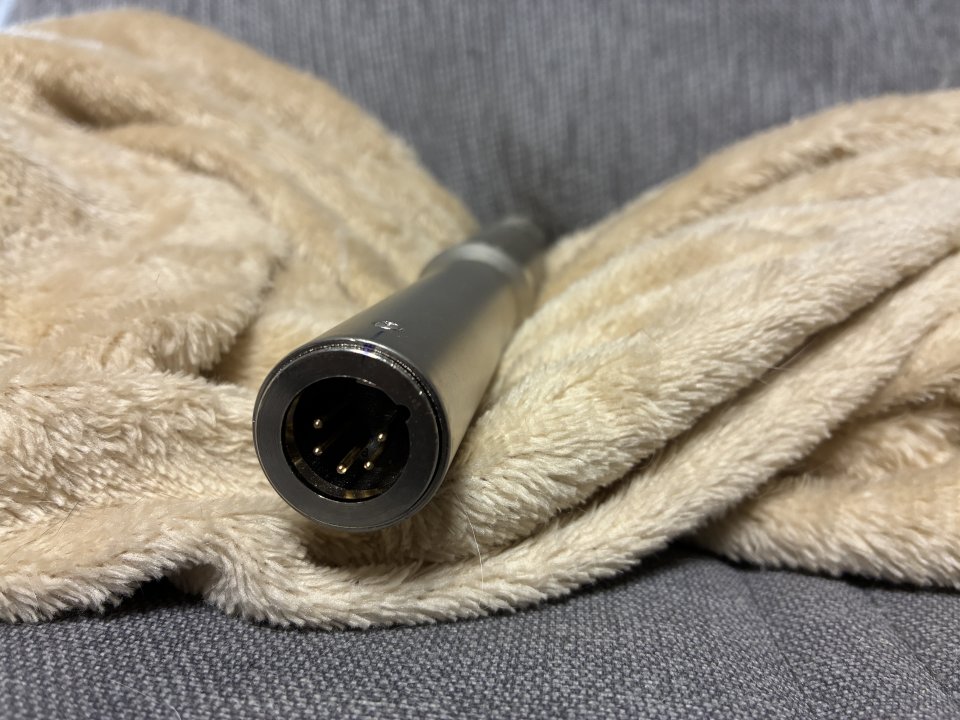 Micrófono Estéreo Estilo Royer R-121