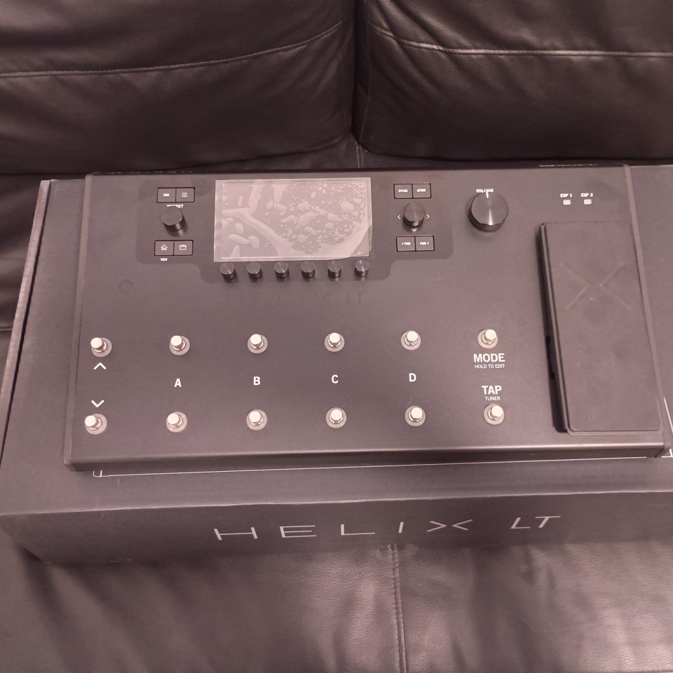 Pedalera Line 6 Helix LT de segunda mano · Foto 1 de 4 · Málaga · 550 €