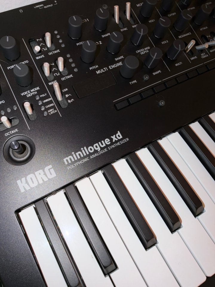 Minilogue xd de segunda mano · Foto 3 de 5 · Barcelona · 450 €