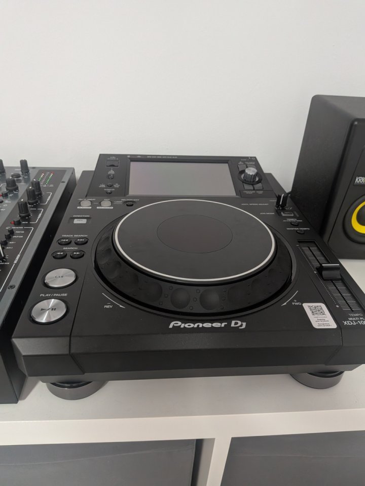 ​Setup DJ Profesional de Gama Alta – Equipo completo. Como Nuevo. de segunda mano · Foto 3 de 10 · Tarragona · 3200 €