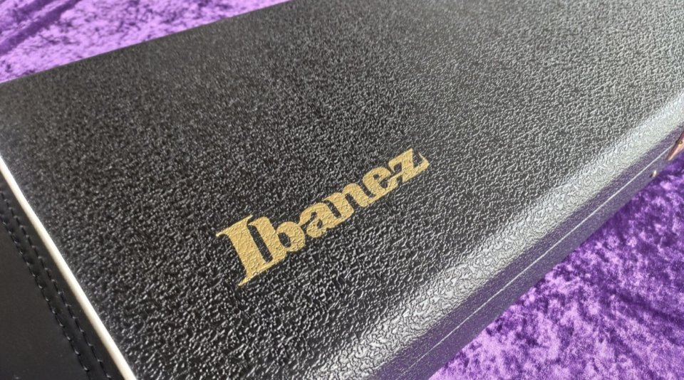 Estuche Ibanez