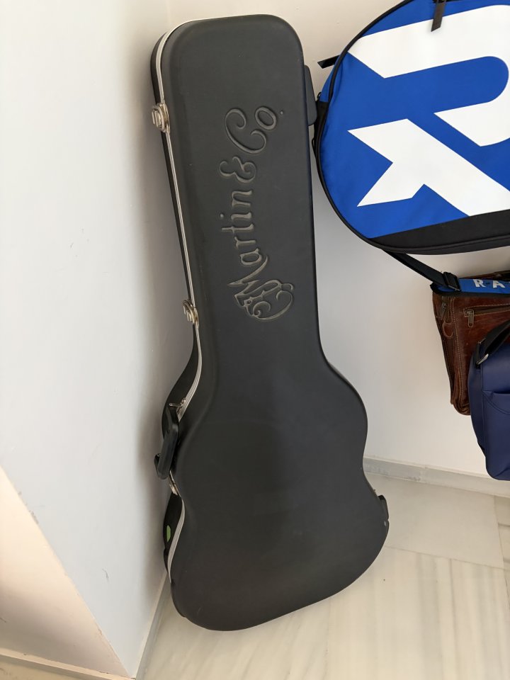 Martin HD-28 USA con pastilla instalada de segunda mano · Foto 3 de 6 · Málaga · 2900 €