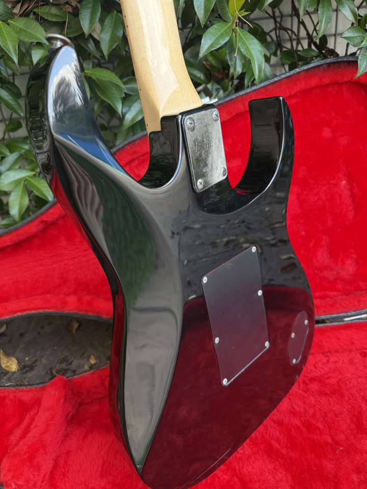 Ibanez RG550 zurda. 1991 de segunda mano · Foto 4 de 10 · Cantabria · 895 €