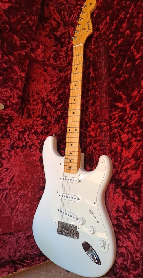 Fender American Original 50s Stratocaster color blanco de segunda mano · Foto 7 de 7 · Tarragona · 1900 €