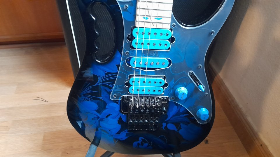 Ibanez JEM77P-BFP nueva